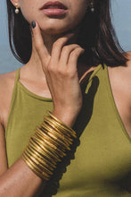 Lade das Bild in den Galerie-Viewer, Kumali dick