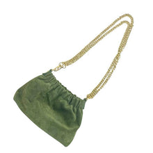Lade das Bild in den Galerie-Viewer, Beuteltasche aus echtem Wildleder Apfelgrün