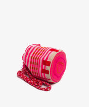 Lade das Bild in den Galerie-Viewer, Guanabana Crossbody Bag - Pink & Red