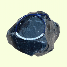 Lade das Bild in den Galerie-Viewer, Mondstein