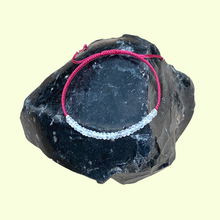 Lade das Bild in den Galerie-Viewer, Mondstein