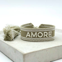 Lade das Bild in den Galerie-Viewer, AMORE
