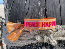 Lade das Bild in den Galerie-Viewer, LOVE PEACE HAPPINESS
