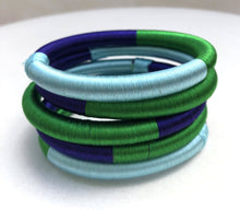 Lade das Bild in den Galerie-Viewer, Tricolor Silk Bangle - Ocean
