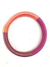 Lade das Bild in den Galerie-Viewer, Tricolor Silk Bangle - Ocean
