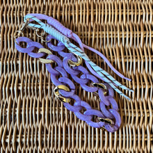 Lade das Bild in den Galerie-Viewer, Bag Charm Acryl/Paracord
