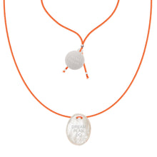 Lade das Bild in den Galerie-Viewer, Dream Plan Do - Mother Of Pearl Necklace
