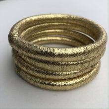 Lade das Bild in den Galerie-Viewer, Uni Silk Bangle - Lime

