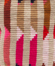 Lade das Bild in den Galerie-Viewer, Guanabana Mitra Crossbody Bag - Lilac &amp; Brown
