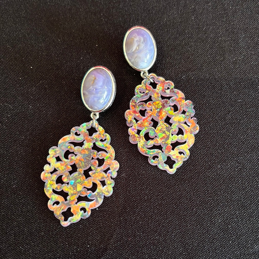 Cabochon mit Lasercut Anhänger - Schimmer